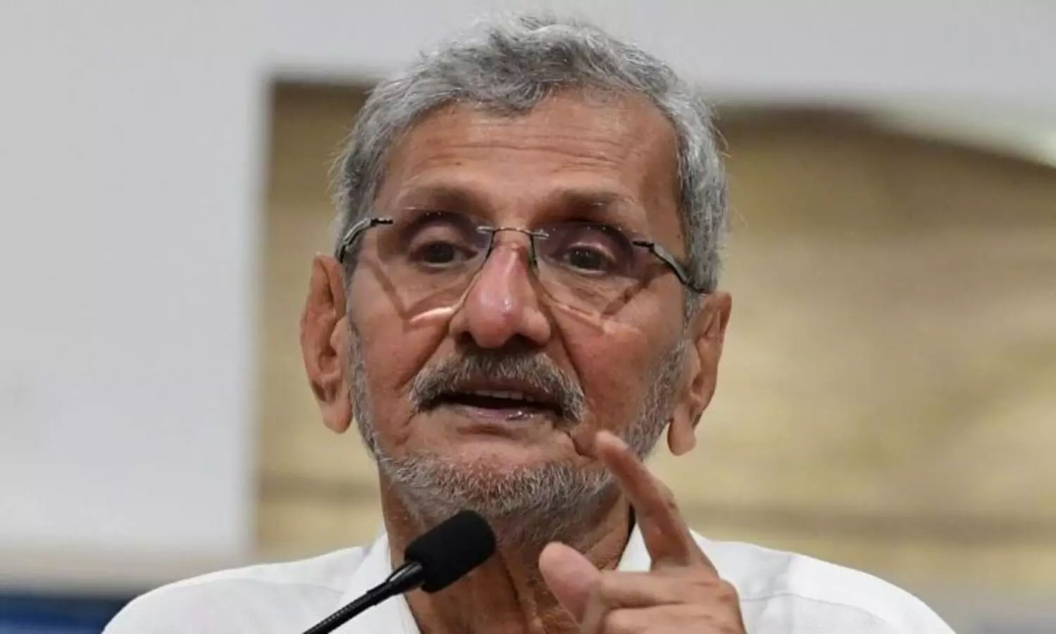 രാ​ജ്യ​ത്ത് നി​ർ​ഭ​യ​മാ​യി എ​ഴു​ത്ത് സാ​ധ്യ​മാ​കു​ന്ന പ​ച്ച​ത്തു​രു​ത്താ​ണ് കേരളം ​-എൻ.എസ്. മാധവൻ