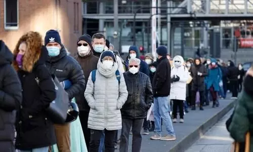 വാക്​സിനെടുത്ത്​ കോവിഡിൽ നിന്ന്​ സംരക്ഷണം നേടുക, അല്ലെങ്കിൽ മരിക്കുക; ജനങ്ങൾക്ക്​ മുന്നറിയിപ്പുമായി ജർമ്മൻ ആരോഗ്യമന്ത്രി