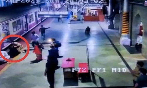 rescue train Sapna Golkar