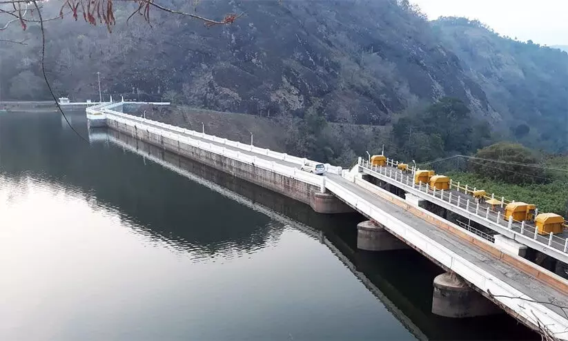 ponmudi dam