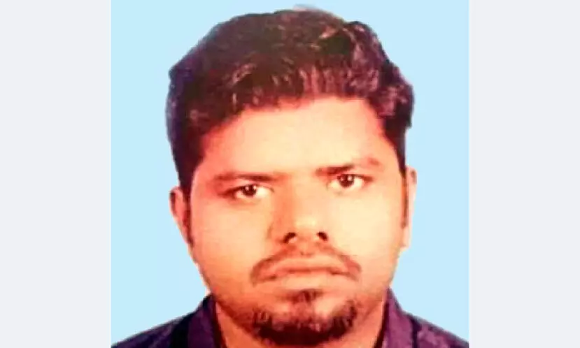 കണ്വേയര് ബെല്റ്റില് കുടുങ്ങി ടൈറ്റാനിയം ഫാക്ടറി ജീവനക്കാരന് മരിച്ചു കണ്വേയര് ബെല്റ്റില് കുടുങ്ങി ടൈറ്റാനിയം ഫാക്ടറി ജീവനക്കാരന് മരിച്ചു