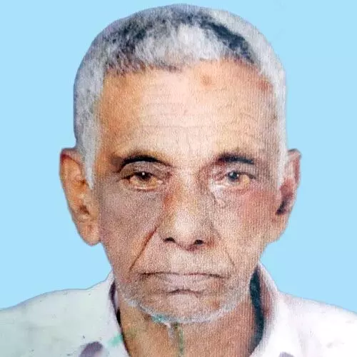 അ​ച്യു​ത​ന്‍