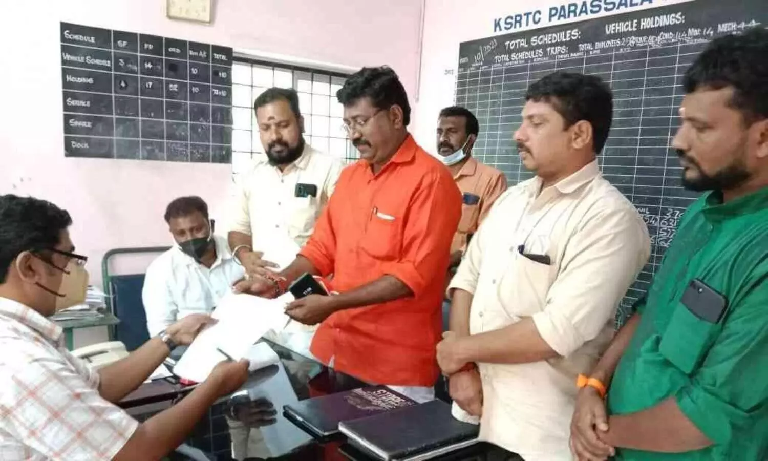 ഓര്‍ഡിനറി ബസ് സൂപ്പര്‍ ഫാസ്റ്റാക്കിയതിനെതിരെ ബി.ജെ.പി പ്രതിഷേധം