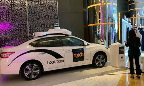 ഡ്രൈ​വ​റി​ല്ലാ ടാ​ക്​​സി​ക​ൾ അ​ബൂ​ദ​ബി നി​ര​ത്തു​ക​ളി​ലും