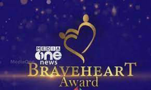 എ​ല്ലാ​വ​ർ​ക്കും വേ​ണ്ടി അ​വ​ർ ആ​ദ​രി​ക്ക​പ്പെ​ട്ടു