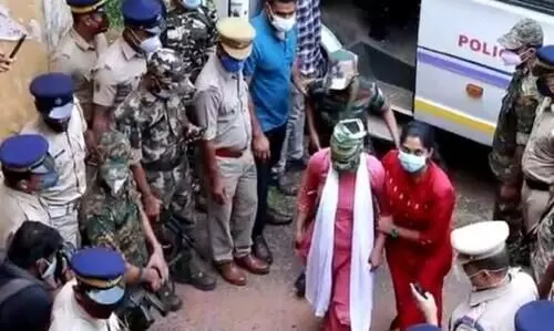 മാവോവാദി നേതാവ് സാവിത്രിയെ തലപ്പുഴയിൽ തെളിവെടുപ്പിനെത്തിച്ചു