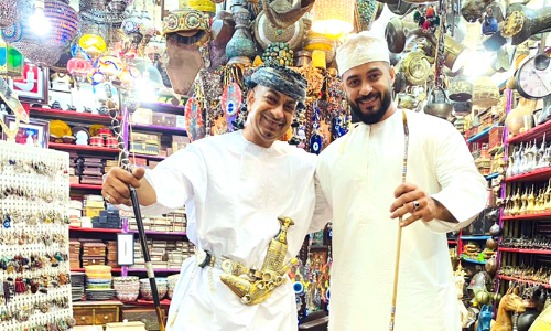 സൗഹൃദത്തി​െൻറ പച്ചത്തുരുത്തിൽ റാഷിദും അക്​ത​റും