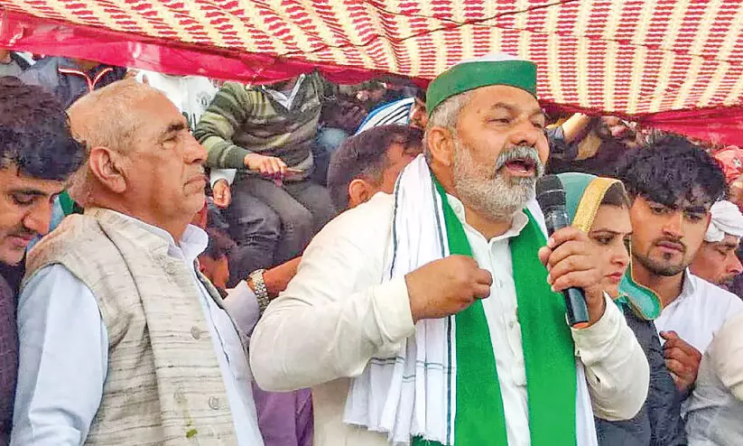 rakesh tikait speaking