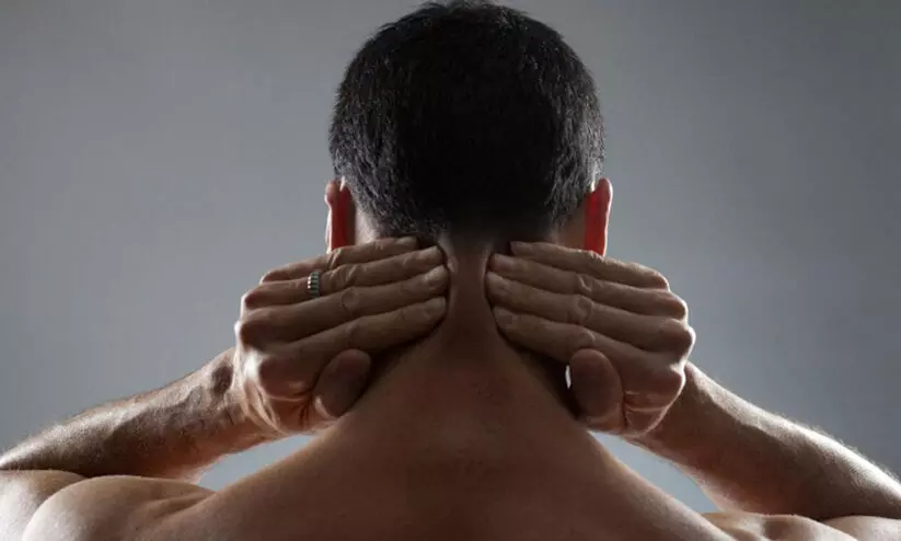 കഴുത്തു വേദന: കാരണങ്ങള്‍, പരിഹാരങ്ങള്‍