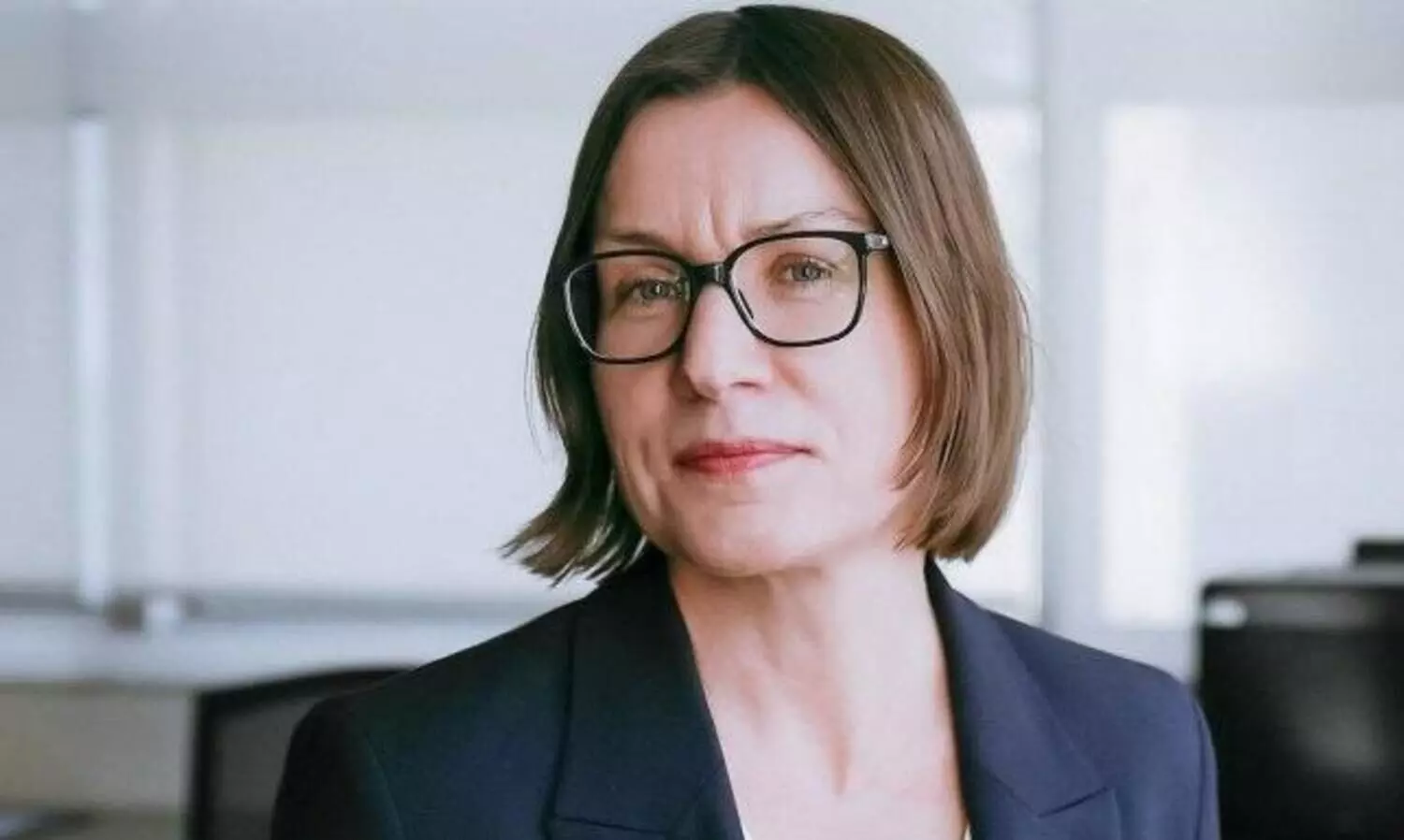 റെ​ഡ്​​ക്രോ​സി​ന്​ ആ​ദ്യ വ​നി​ത പ്ര​സി​ഡ​ൻ​റ്​