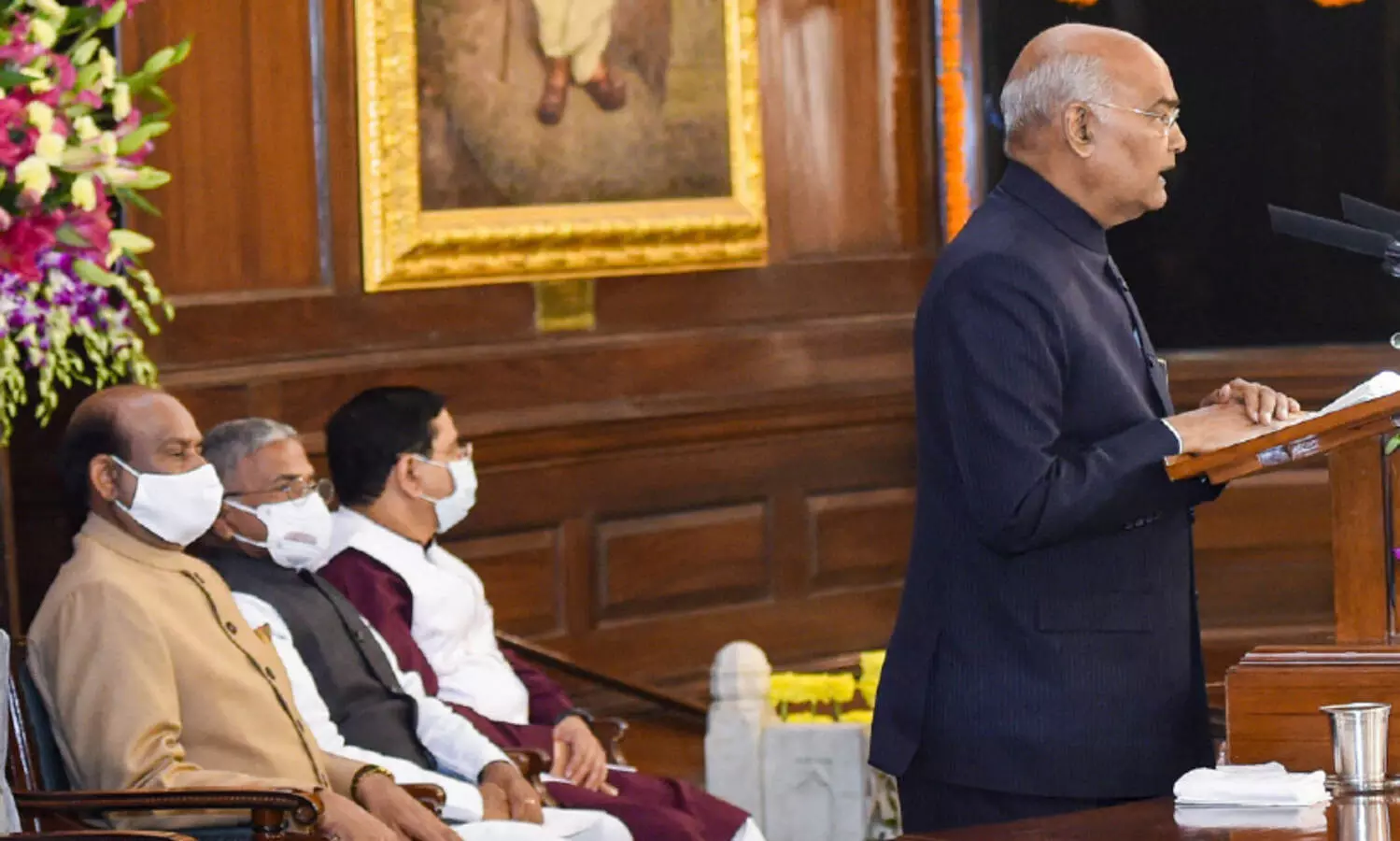 പ്രതിപക്ഷമില്ലാതെ പാർലമെൻറിൽ ഭരണഘടന ദിനാഘോഷം