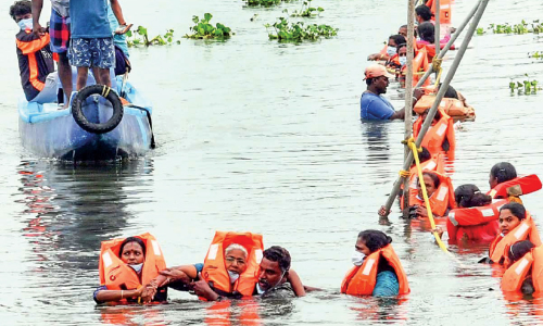Human bond, Thanthonni Thuruth