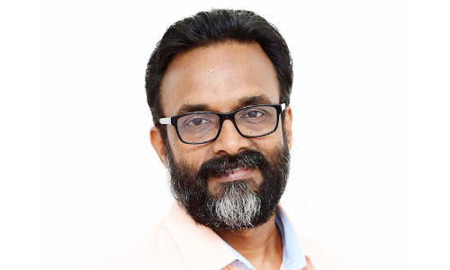 മഹാകവി വെണ്ണിക്കുളം പുരസ്കാരം  രവിവർമ തമ്പുരാന്