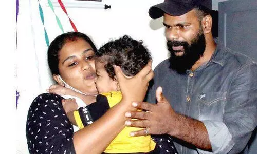 ദത്ത്​ വിവാദം: കുഞ്ഞി​ന്‍റെ വാക്​സിനേഷൻ കാർഡിലും തിരിമറി