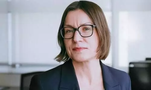 റെ​ഡ്​​ക്രോ​സി​ന്​ ആ​ദ്യ വ​നി​ത പ്ര​സി​ഡ​ൻ​റ്​