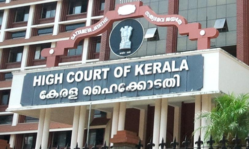 റോഡും നടപ്പാതയും കൈയേറാൻ അനുവദിക്കരുതെന്ന്​ ഹൈകോടതി