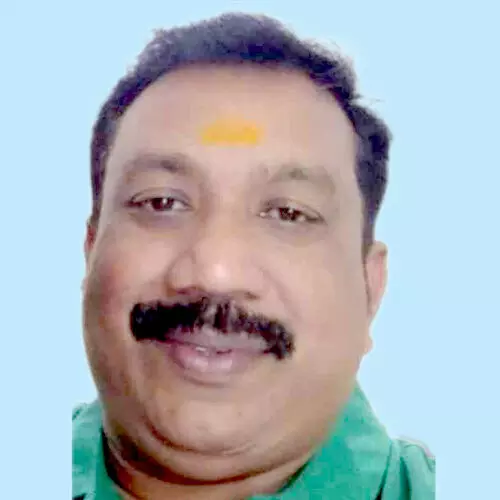 വാ​ഹ​നാ​പ​ക​ട​ത്തി​ൽ പ​രി​േ​ക്ക​റ്റ ഓ​ട്ടോ ഡ്രൈ​വ​ർ മ​രി​ച്ചു