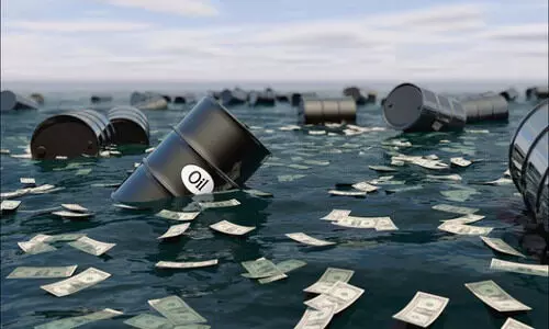 ഒമൈക്രോൺ: ക്രൂഡോയിൽ വിലയിൽ വൻ ഇടിവ്​; ബ്രെന്‍റ്​ ക്രൂഡിന്‍റെ വില 72 ഡോളറിലേക്ക്​ കൂപ്പുകുത്തി