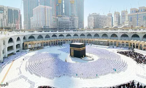 ഉം​റ തീ​ർ​ഥാ​ട​ക​ര​ല്ലാ​ത്ത​വ​ർ​ക്കും​ ത്വ​വാ​ഫി​ന്​ അ​നു​മ​തി