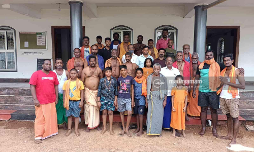 ശബരിമല തീർഥാടകർക്ക്​ ഭക്ഷണം കഴിക്കാൻ പള്ളിവളപ്പ്​ തുറന്നുനൽകി മഹല്ല് നിവാസികൾ