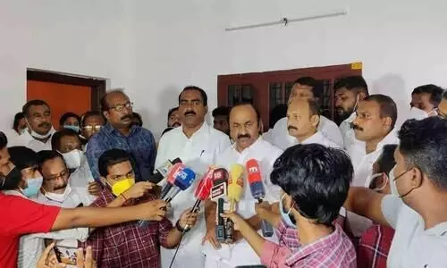 മൊഫിയക്ക് നീതി ലഭിക്കുംവരെ കോൺഗ്രസ് കുടുംബത്തോടൊപ്പമുണ്ടാകും  -വി.ഡി. സതീശൻ