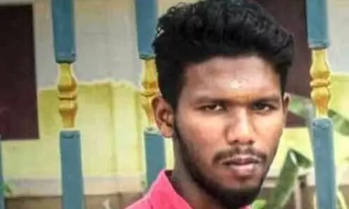 വീട്ടിനുള്ളിൽ ചായ കുടിക്കുന്നതിനിടെ ഇടിമിന്നലേറ്റ് യുവാവ് മരിച്ചു