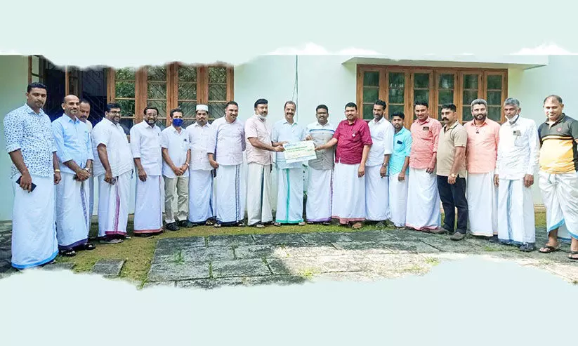 മ​ങ്ക​ട സി.​എ​ച്ച്​ സെൻറ​റി​ന്​ ധ​ന​സ​ഹാ​യം