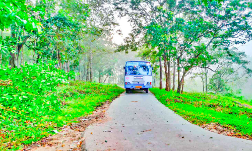 ആനവണ്ടിയിൽ  ഊരുചുറ്റാം