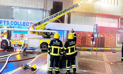 ഹംദാൻ സ്ട്രീറ്റിൽ ബഹുനിലക്കെട്ടിടത്തിന് തീപിടിച്ചു