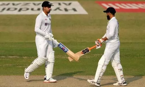 രണ്ടാം ഇന്നിങ്സിൽ ഇന്ത്യക്ക് ബാറ്റിങ് തകർച്ച; അഞ്ചു വിക്കറ്റുകൾ നഷ്ടം