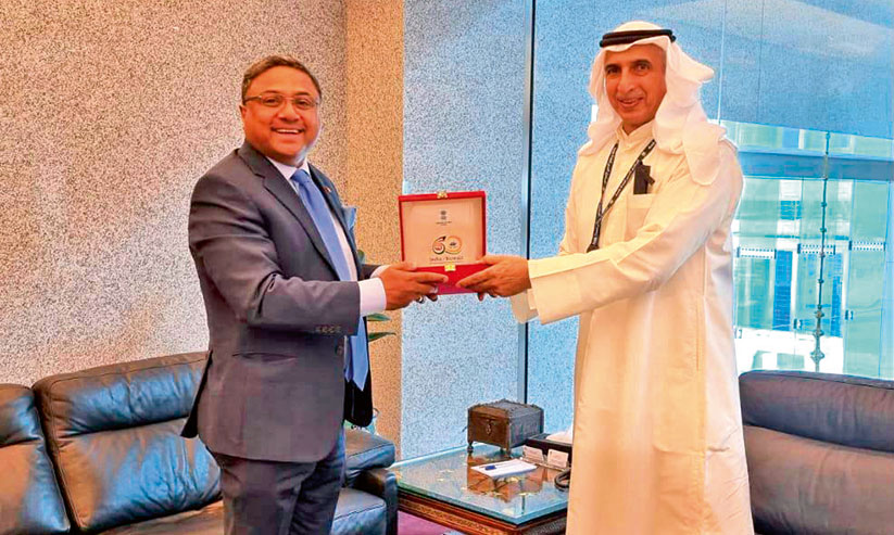 അംബാസഡർ അറബ് ഫണ്ട് ഡയറക്ടർ ജനറലുമായി ചർച്ച നടത്തി അംബാസഡർ അറബ് ഫണ്ട് ഡയറക്ടർ ജനറലുമായി ചർച്ച നടത്തി