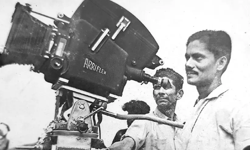മമ്മൂട്ടിയെ ആദ്യമായി കാമറയിൽ പകർത്തിയയാൾ, 70 കളിലെ തിരക്കുള്ള ഛായാഗ്രാഹകൻ; -ടി.എന്. കൃഷ്ണന്കുട്ടി സംസാരിക്കുന്നു മമ്മൂട്ടിയെ ആദ്യമായി കാമറയിൽ പകർത്തിയയാൾ, 70 കളിലെ തിരക്കുള്ള ഛായാഗ്രാഹകൻ; -ടി.എന്. കൃഷ്ണന്കുട്ടി സംസാരിക്കുന്നു