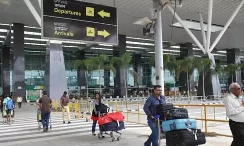 ദക്ഷിണാഫ്രിക്കയിൽ നിന്ന് ബംഗളൂരുവിലെത്തിയ ഒരാളിൽ ഡെൽറ്റയല്ലെന്ന് മന്ത്രി; സാമ്പിൾ ജനിതക പരിശോധനക്ക് അയച്ചു