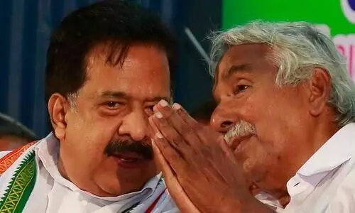 ഹൈകമാൻഡിന് പരാതിയുമായി ഇരുപക്ഷവും; തുറന്ന പോരിലേക്ക് കോണ്‍ഗ്രസ്