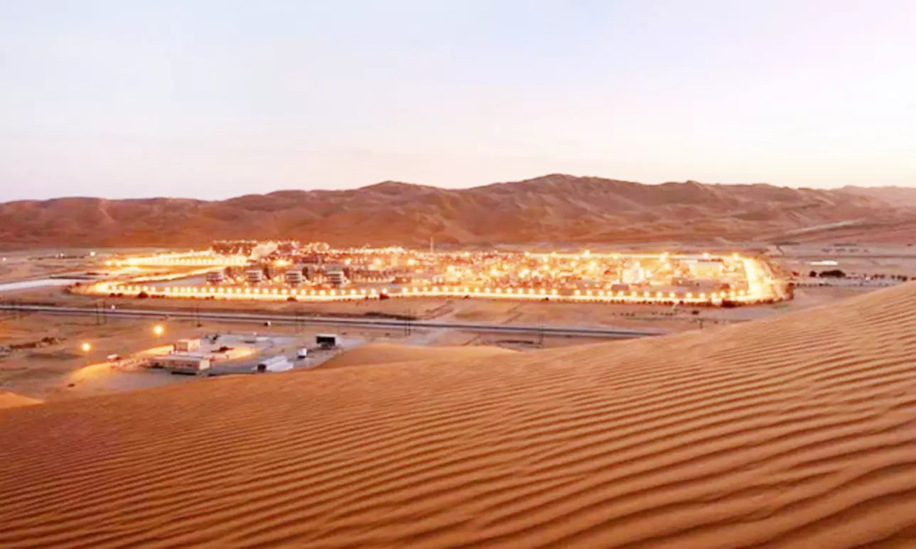 പ്ര​കൃ​തി​വാ​ത​ക​ത്തി​ൽ മു​ന്നേ​റും