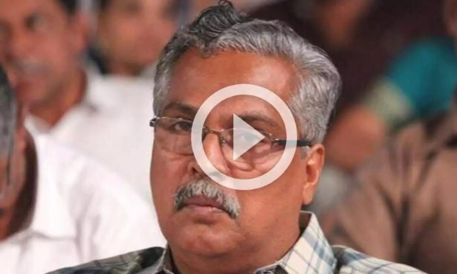 മാപ്പ് പറയാൻ ഞങ്ങൾ സവർക്കറല്ലെന്ന് ബിനോയ് വിശ്വം എം.പി