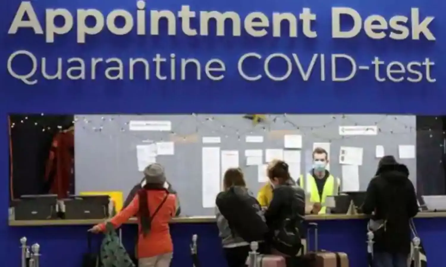 ഒമി​ക്രോൺ: അറ്റ്​ റിസ്​ക്​ രാജ്യങ്ങളിൽനിന്നുള്ളവരെ ടെസ്​റ്റ്​ ഫലം  വരാതെ വിമാനത്താവളം വിടാൻ അനുവദിക്കില്ല