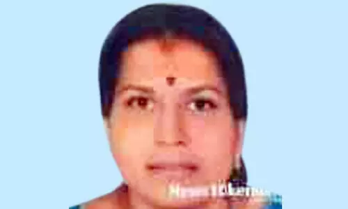 സ്കൂ​ട്ട​റി​ൽ ടിപ്പർ ഇടിച്ച്​ വീട്ടമ്മ മരിച്ചു