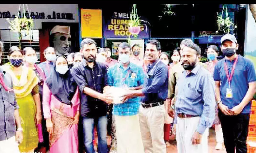 ഹിബ മോൾക്ക് വേണ്ടി 1600 സ്നേഹപ്പൊതികളൊരുക്കി മാമ്പ സ്​കൂൾ