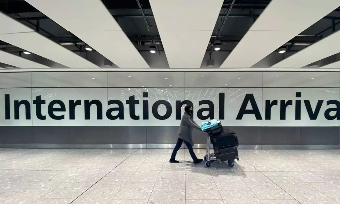 ഒമിക്രോൺ ഭീതി; രാജ്യാന്തര വിമാനസർവിസുകൾ ഉടനുണ്ടാകില്ല