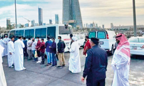 സു​ര​ക്ഷ പ​രി​ശോ​ധ​ന: നി​ര​വ​ധി പേ​ർ പി​ടി​യി​ൽ