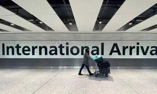 ഒമിക്രോൺ ഭീതി; രാജ്യാന്തര വിമാനസർവിസുകൾ ഉടനുണ്ടാകില്ല