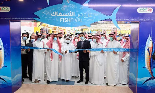 ലുലു സൗദി ശാഖകളിൽ കടൽ ഭക്ഷണ മേളക്ക്​ തുടക്കം