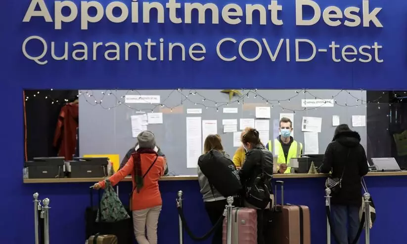 New Omicron Cases In South Africa Double In A Day Strain In 24 Countries New Omicron Cases In South Africa Double In A Day Strain In 24 Countries