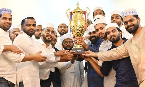 പ്ര​വാ​സി സാ​ഹി​ത്യോ​ത്സ​വി​ൽ ജി​ദ്ദ സി​റ്റി ജേ​താ​ക്ക​ൾ