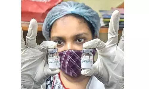 കോവാക്സിന് അംഗീകാരം; ഇന്ത്യക്കാർക്ക് ആശ്വാസം കോവാക്സിന് അംഗീകാരം; ഇന്ത്യക്കാർക്ക് ആശ്വാസം