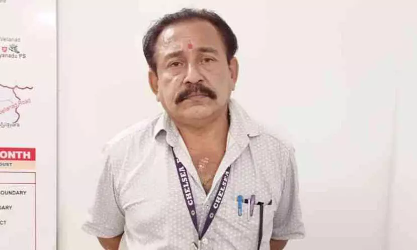 19കാ​രി​യെ പീ​ഡി​പ്പി​ക്കാ​ൻ ശ്ര​മി​ച്ച ട്യൂ​ഷ​ൻ സെൻറ​ർ ഉ​ട​മ അ​റ​സ്​​റ്റി​ൽ