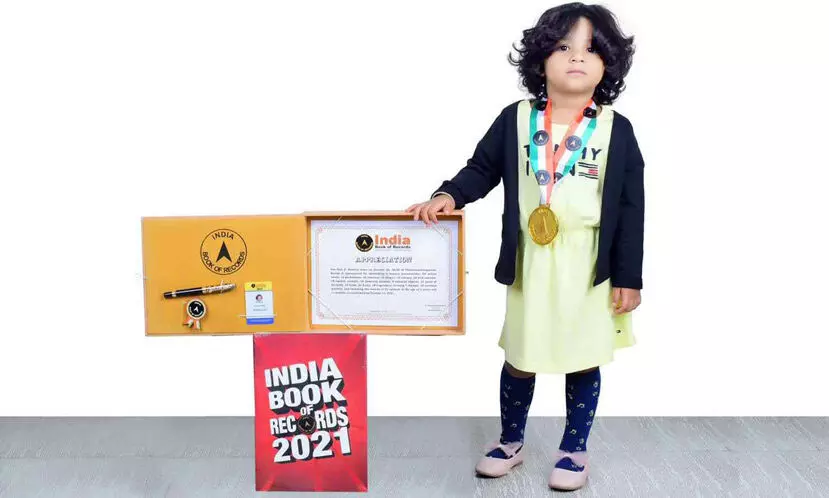 ഇ​ന്ത്യ ബു​ക്ക് ഓ​ഫ് റെ​ക്കോ​ഡ്സി​ൽ ഇ​ടംനേ​ടി ര​ണ്ടു​വ​യ​സ്സു​കാ​രി