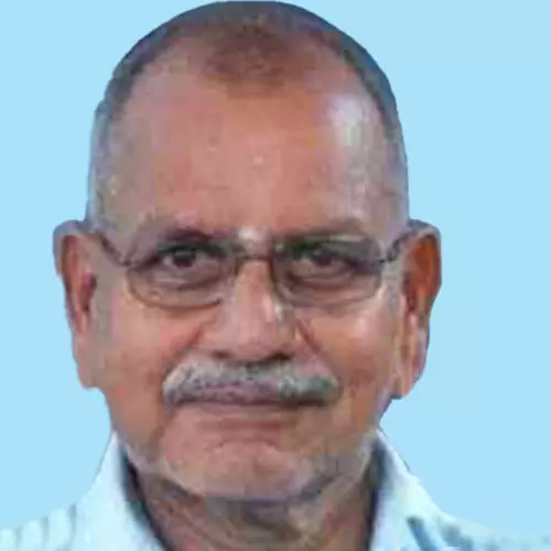 സ്വ​കാ​ര്യ ബ​സും സ്‌​കൂ​ട്ട​റും കൂ​ട്ടി​യി​ടി​ച്ച് വ​യോ​ധി​ക​ന്‍ മ​രി​ച്ചു