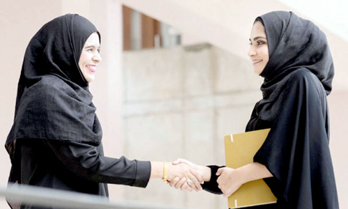 സ്ത്രീശാക്തീകരണത്തിൽ സൗദി മുന്നോട്ട്: നീതിന്യായ മന്ത്രാലയത്തിലും വനിതകളുടെ വെന്നിക്കൊടി സ്ത്രീശാക്തീകരണത്തിൽ സൗദി മുന്നോട്ട്: നീതിന്യായ മന്ത്രാലയത്തിലും വനിതകളുടെ വെന്നിക്കൊടി